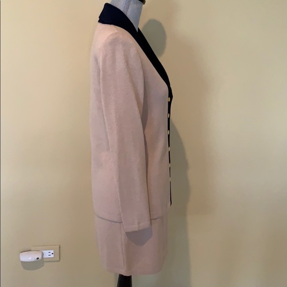 ST. JOHN JACKET & SKIRT - Picture 6 of 15